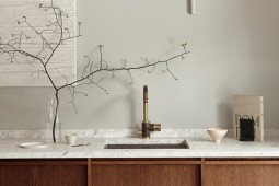 Kök med bänkskiva i terrazzo